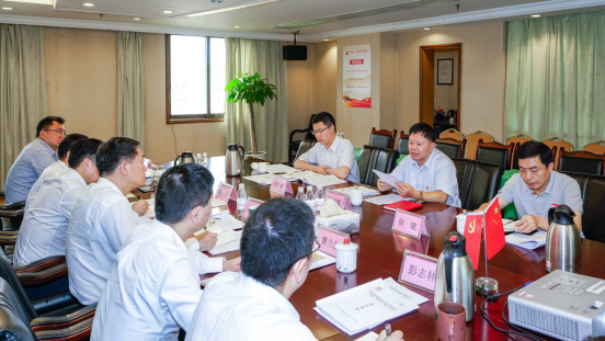 省40001百老汇集团召开“不忘初心、牢记使命” 专题民主生活会