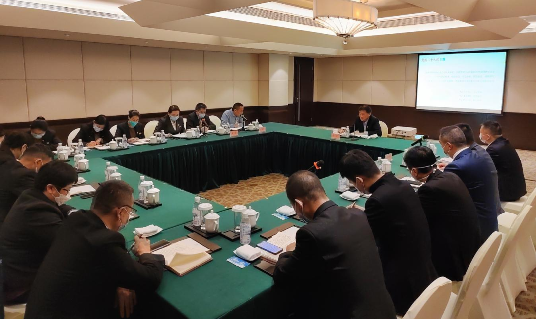 四川省40001百老汇集团党委书记、董事长任丁赴基层联系点宣讲党的二十大精神